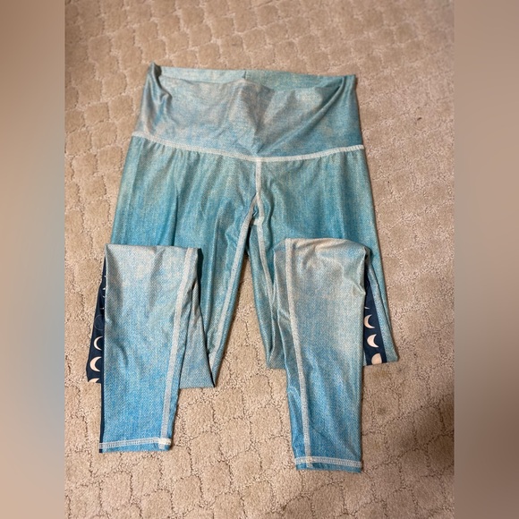 Teeki New Moon Rainbow Hot Pant Legging Medium M Pink Blue Tight Fit small - Picture 4 of 8